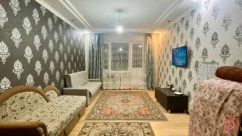 Продаю 2-комнатную квартиру, 12 микрорайон, б/п Bishkek - изображение 1