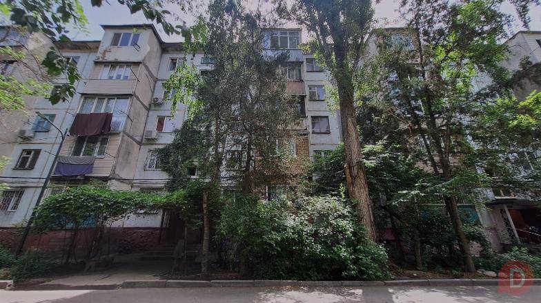 Продам! 3кв.11 мкр. 104сер. 58м2+лоджия. 86,8$ Bishkek - изображение 1