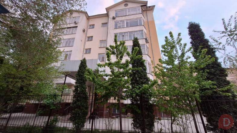 Продаю! 3к кв. 110 кв. м.+9 лоджия, Клубный дом, Абая/Ахунбаева. 176т Bishkek - изображение 1