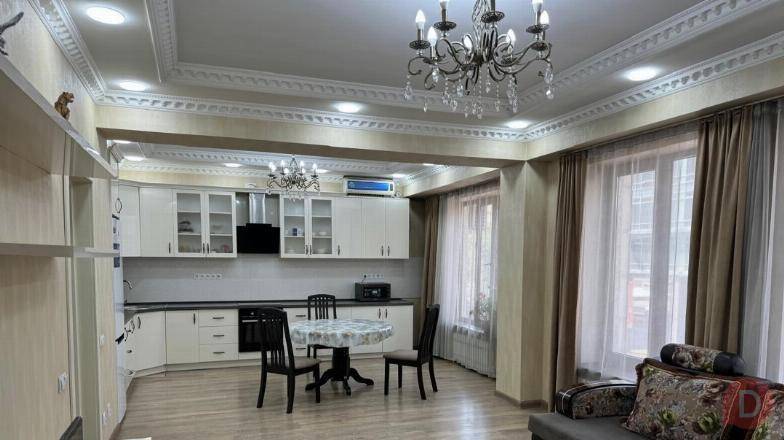 Продаю элитную 2-комнатную квартиру, в клубном доме, Золотой Квадрат Бишкек - изображение 1
