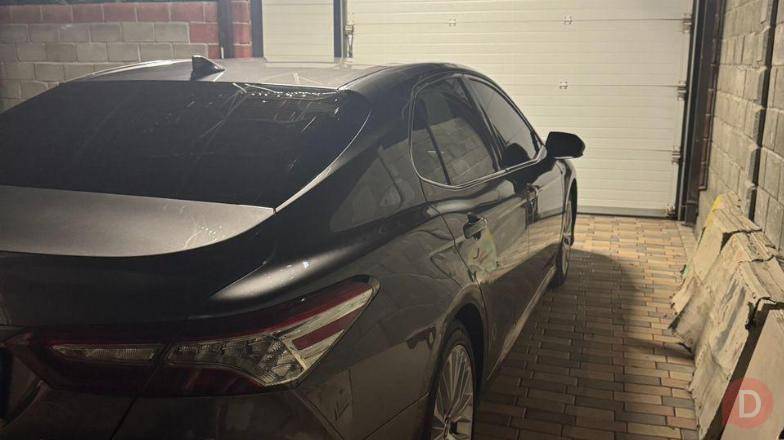 Продается комфортный и экономичный седан Toyota Camry 70 HYBRID 2019 Бишкек - изображение 1
