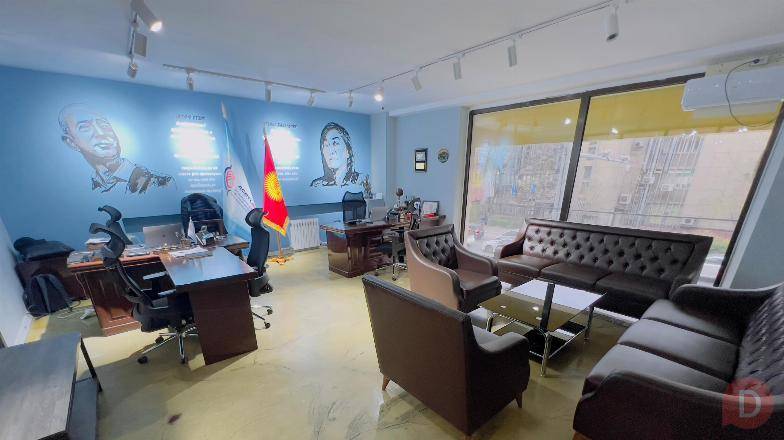 Сдаётся офис в центре (320кв.м.), Золотой квадрат Токтогула/Панфилова Bishkek - изображение 1