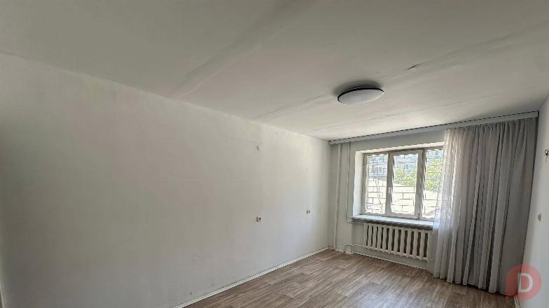 ПРОДАЮ, 2ком.кв, Инд , 2/4, 40м2+балкон 3 м2, 74$, Bishkek - изображение 1