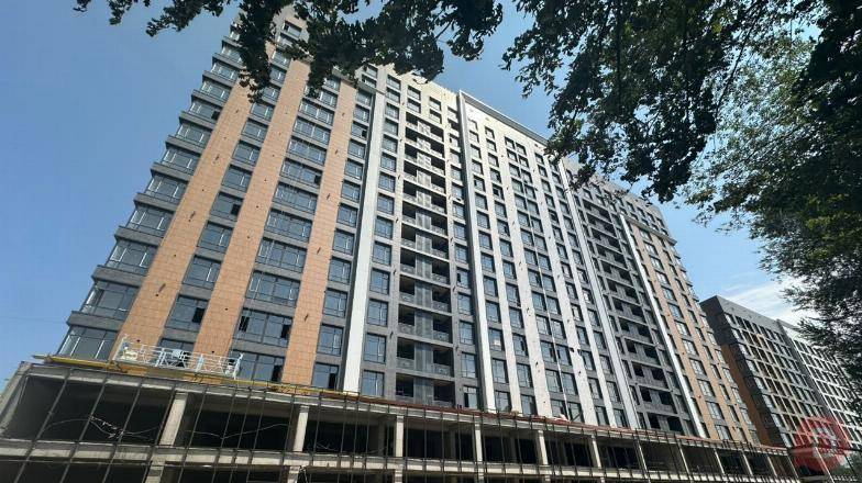 Продам! 1 кв. 61м2. ПСО. ЖК “Aalam-city” 67т$, Удачное расположение — Бишкек - изображение 1