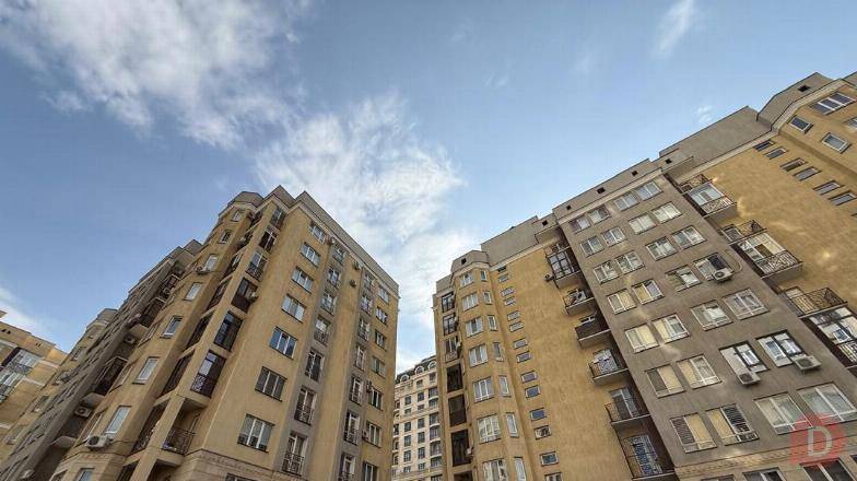 Продаётся 3-комнатная квартира мечты! Отличный район — рядом парки Bishkek - изображение 1