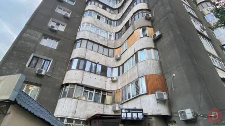 Продается 3-комнатная квартира. Мкр. Асанбай! Индив планировка Bishkek - изображение 1