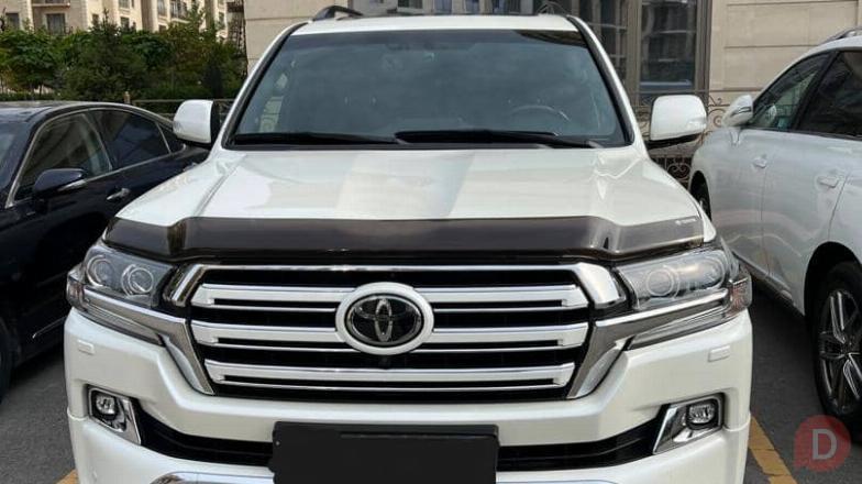 Продаю Toyota Land Cruiser 200. Год 2017 - 2018 гг. Бишкек - изображение 1