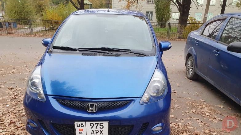 Продаю Honda Jazz Bishkek - изображение 1