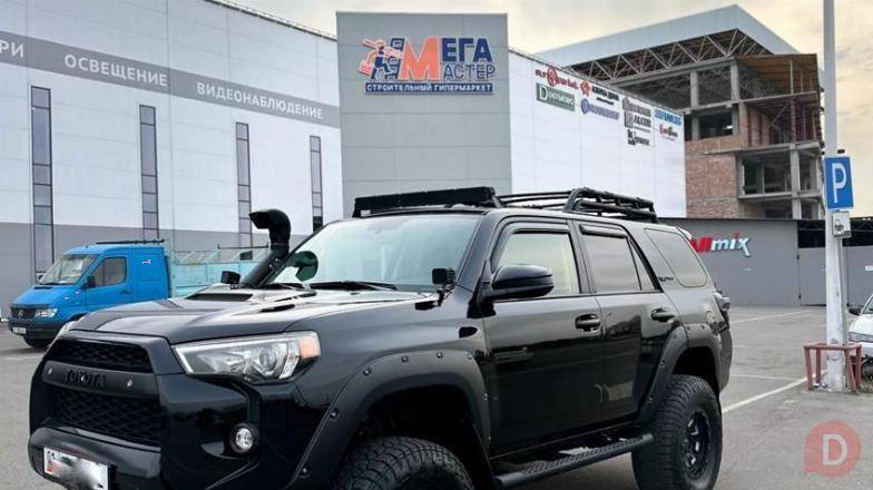 Продам Toyota 4Runner, V-Рестайлинг, 2019 г.в Bishkek - изображение 1