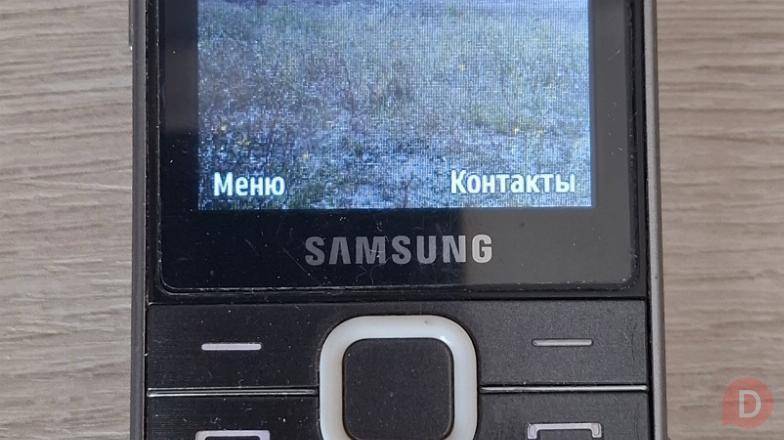 Продам телефон Samsung GT-S5610 Симферополь - изображение 1