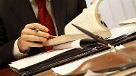 Услуги политических юристов и адвокатов. Защита прав должностных лиц