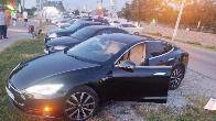 Продам автомобиль TESLA MODEL S 2016 г.в.