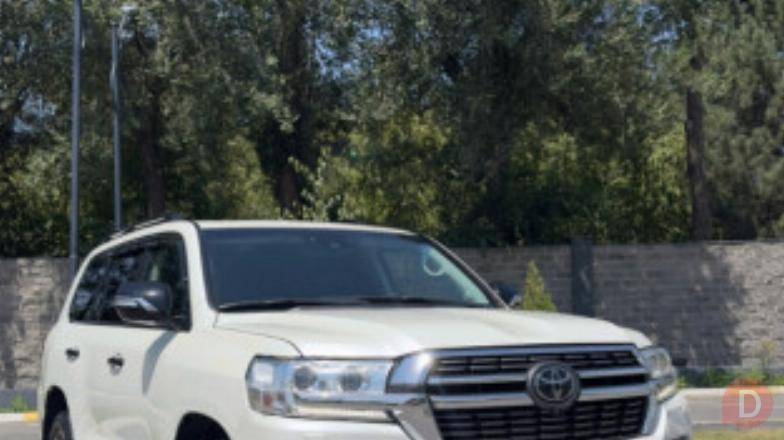Продаю Toyota Land Cruiser 200 Series, 2016 г.в Бишкек - изображение 1