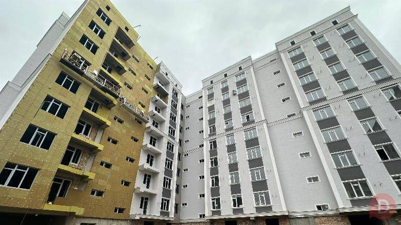 СРОЧНО Продаю!2к.кв.73м2, 3/9, ПСО, ЖК«Сейтек»,ж/м КОК жар , 83т.$, Bishkek - изображение 1