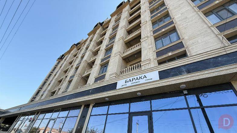 Продаётся 2х комнатная элитка в Токмоке, 65 кв.м. в центре (площадь) Bishkek - изображение 1
