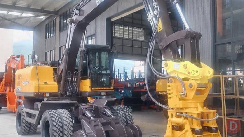 Экскаватор на комбинированном ходу Moscow - изображение 1