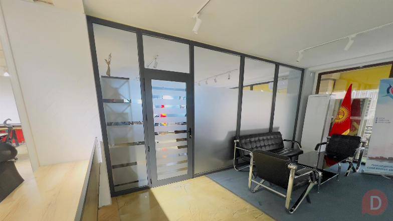 Сдаётся офис в центре (320кв.м.), Золотой квадрат Токтогула/Панфилова Бишкек - изображение 1