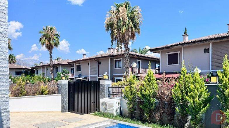 Вилла 3+1 в регионе Кемер, пос. Чамьюва (Турция) — 200 м от моря. Astana - изображение 1