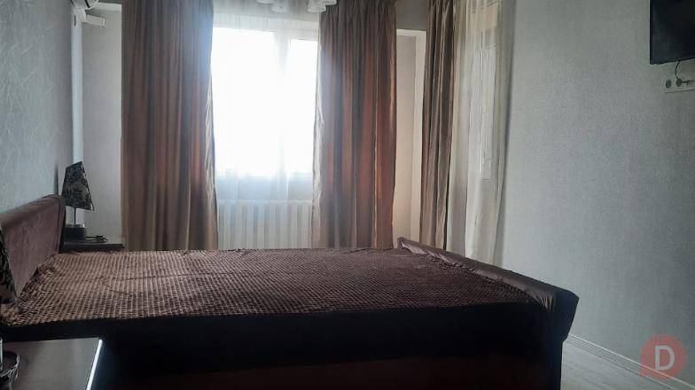 Сдаю элитную 2ком.квартиру-студию в районе бульвара Эркиндик-Фрунзе Bishkek - изображение 1