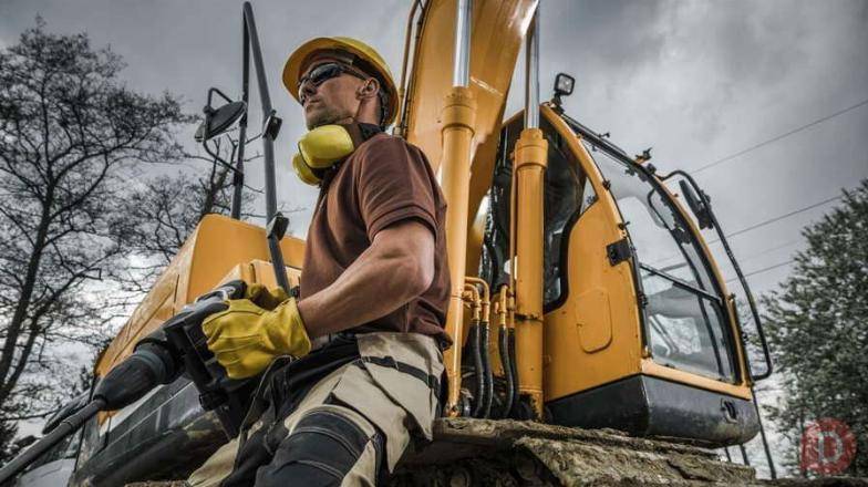 Сайт «Profstroi.by» — профессиональная аренда экскаватора-погрузчика Минск - изображение 1