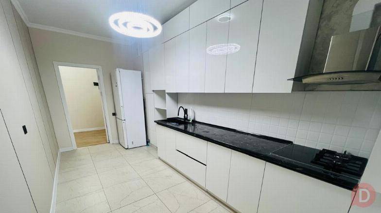 Продаётся 3х комнатная квартира в районе Вефа, 95кв.м. Юг-2 Bishkek - изображение 1