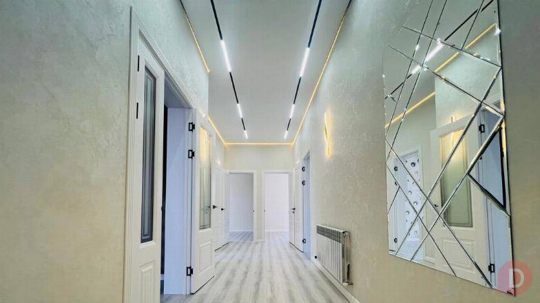 Современный одноэтажный дом с ограждённым двором и благоустроенной тер Bishkek - изображение 1