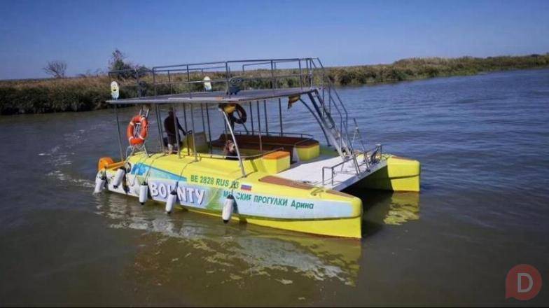 Катамаран Кайман-800 бизнес 2 этажа до 40 человек Ставрополь - изображение 1