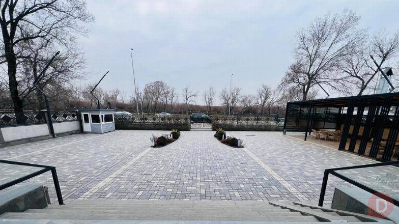 Сдаётся отдельно стоящее здание на первой линии (Алматинка/Магистраль) Bishkek - изображение 1