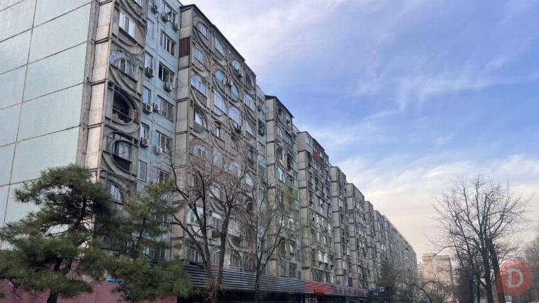 СРОЧНО ПРОДАМ 3к 62м2 8/9 этаж с ремонтом 92 000$ Бишкек - изображение 1
