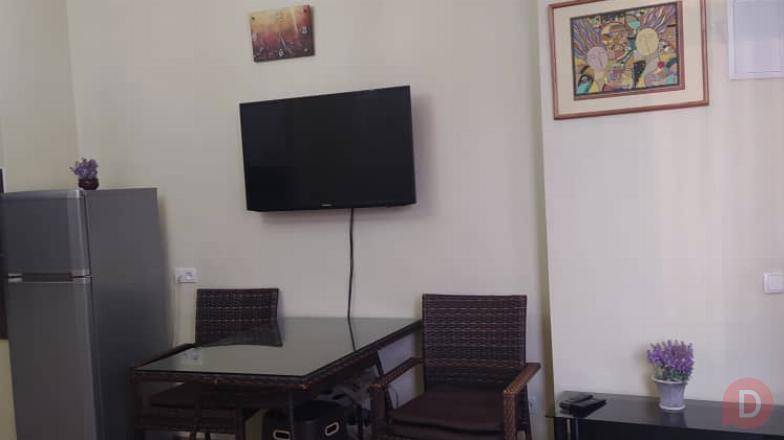 Сдаю без посредников элитную 1-комнатную квартиру-студию, район Исанов Bishkek - изображение 1