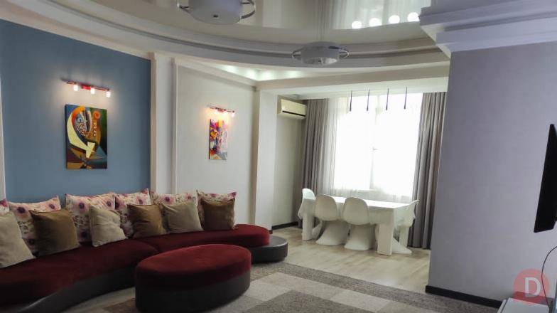 сдаю элитную 3-комнатную квартиру в ЖК "Илим", район Филармонии Bishkek - изображение 1