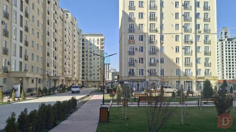 Продается 2 комнатная квартира с дизайнерским ремонтом. ЖК Арт-Сити Bishkek - изображение 1