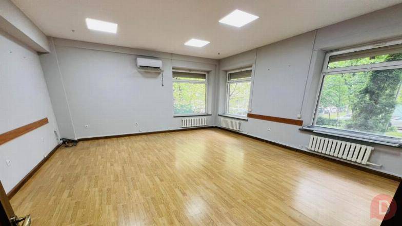 Сдаётся офис в центре (Раззакова/Боконбаева) Золотой квадрат - бульва Bishkek - изображение 1