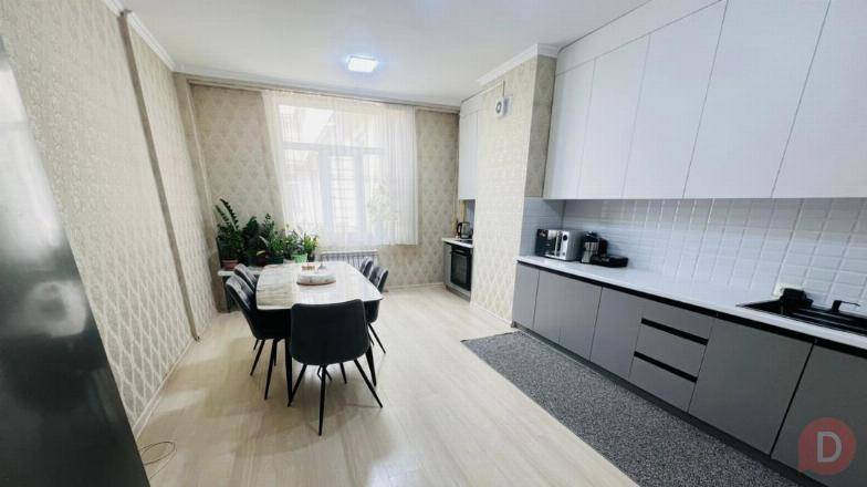 Продаётся пентхаус в районе Алматинка/Медерова, 150кв.м. жм Кок-Жар Bishkek - изображение 1