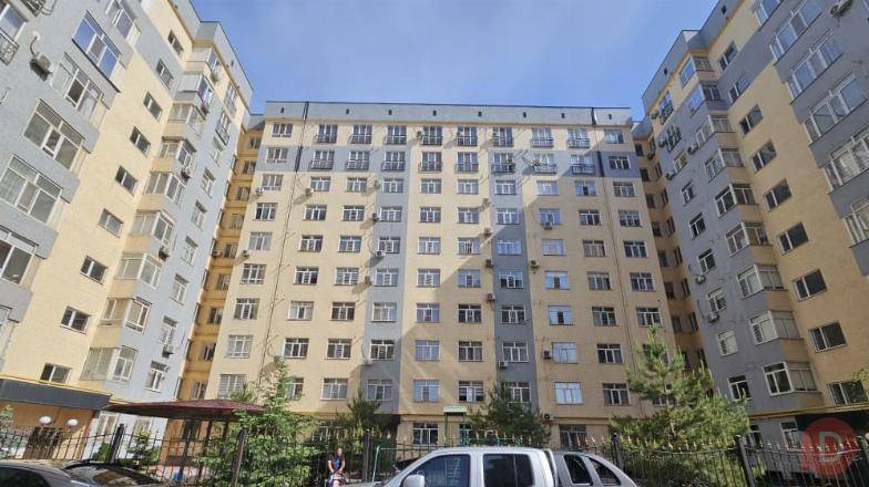 Срочно продаю 3х комнатный Пентхаус 148м2 ! С ремонтом и техпаспортом. Bishkek - изображение 1