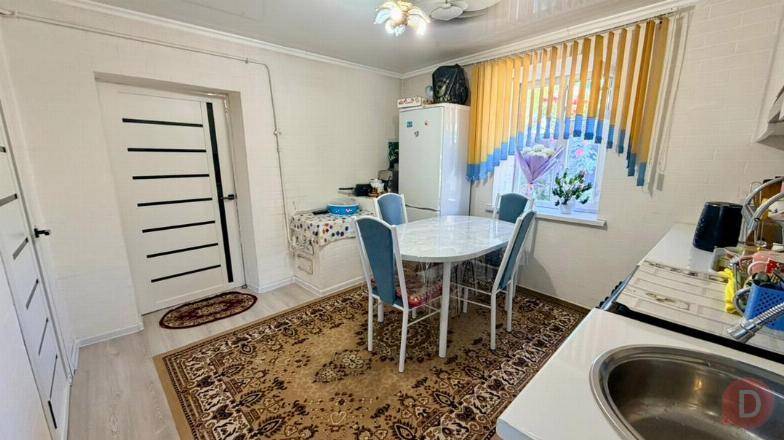 Срочно!!! Продаю,3к Дом, Аламедин рынок , 67кв.м, Уч.2,7сот, 95т.$, Bishkek - изображение 1