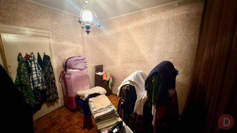Продаю 2к , 105сер, 52 кв.м, 2/5, НЕ УГЛ, без рем, 73т $, Bishkek - изображение 1