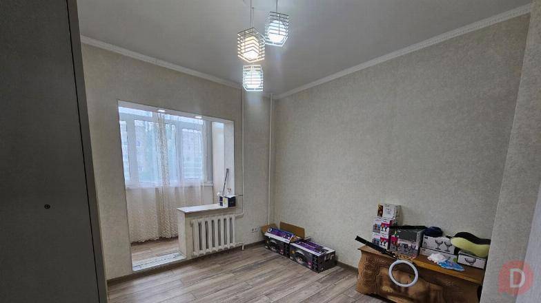 срочно продаю 2х комн., кв., 106 серии в мкр-не Тунгуч дом №27, этаж 3 Bishkek - изображение 1