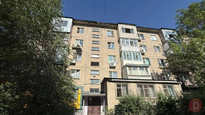 Продам 2к,44м2,104с,1/5этаж,не угл,с рем,8мкр 83T$ Bishkek - изображение 1