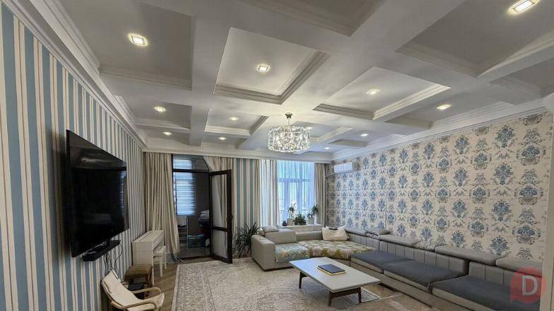 Продаю! 3-х ком кв, 121 м² - 245 000 $  Bishkek - изображение 1