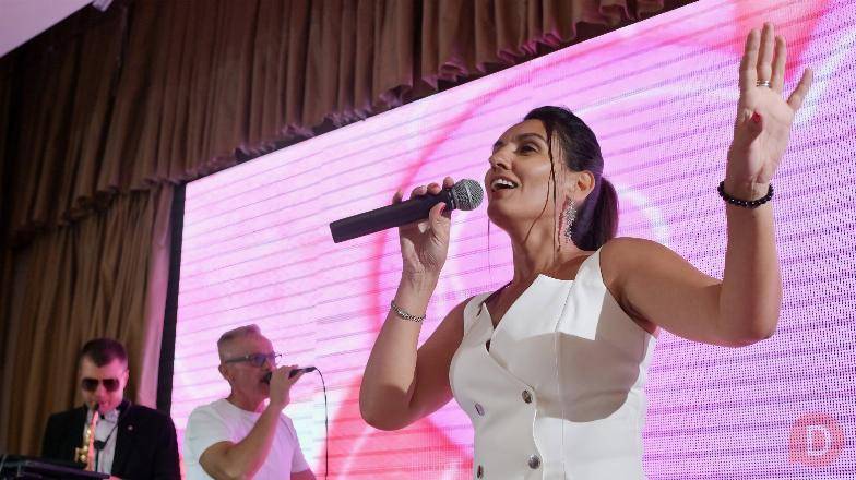 Ведуча, тамада, жива музика, діджей, шоу на свято Одесса - изображение 1