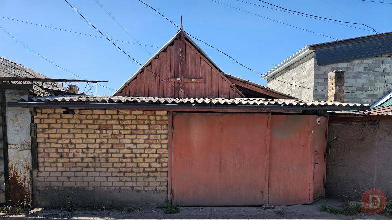 Срочно продаю жилой дом в центре города , г. Бишкек переулок Новосибир Bishkek - изображение 1