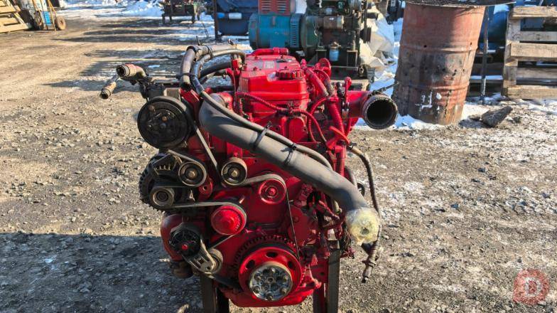 Двигатель б/у Cummins ISDe180-50, 4.5L Владивосток - изображение 1