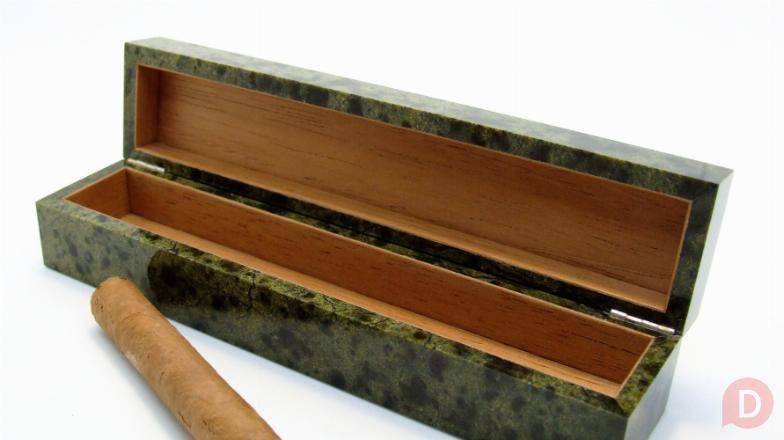 Футляр - Хьюмидор (Humidor) для сигар. Чистый Вердантит Москва - изображение 1