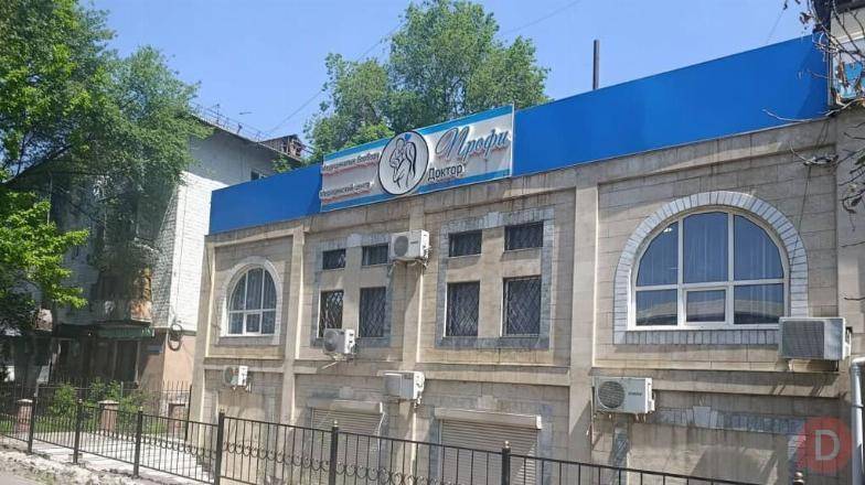 Продается элитное здание 400 м² на правительственной трассе, б/п Bishkek - изображение 1