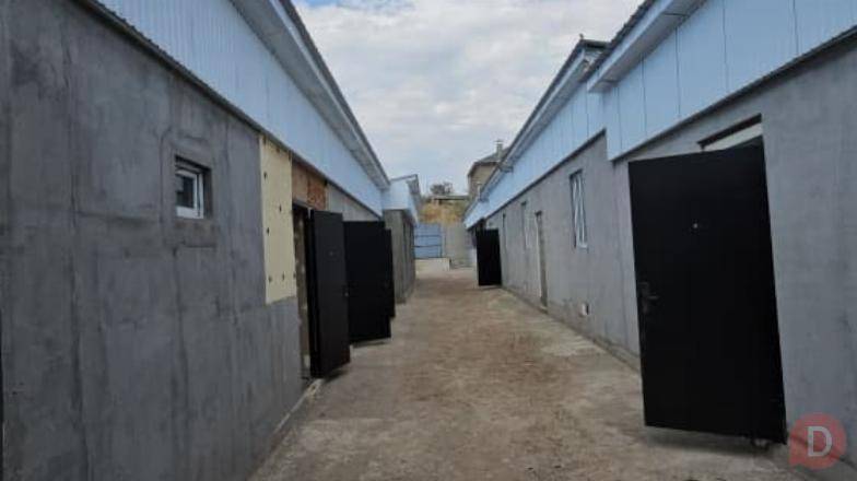 Срочно продаю помещение под бизнес, уч 5сот, 376м2 с. Байтик Bishkek - изображение 1